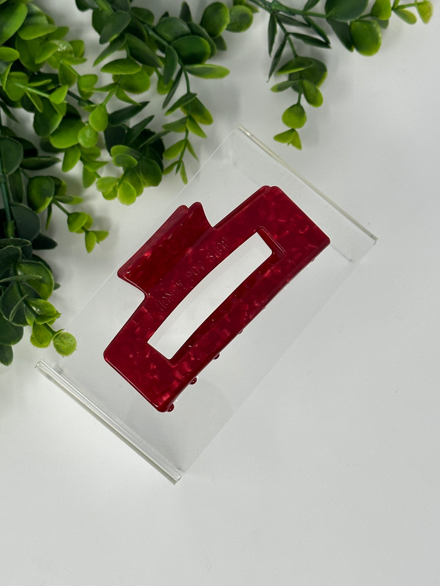 Red Claw Clip