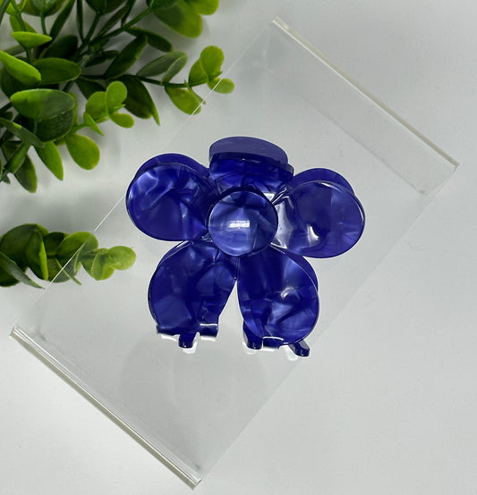 Ultra Violet Flower Claw Clip