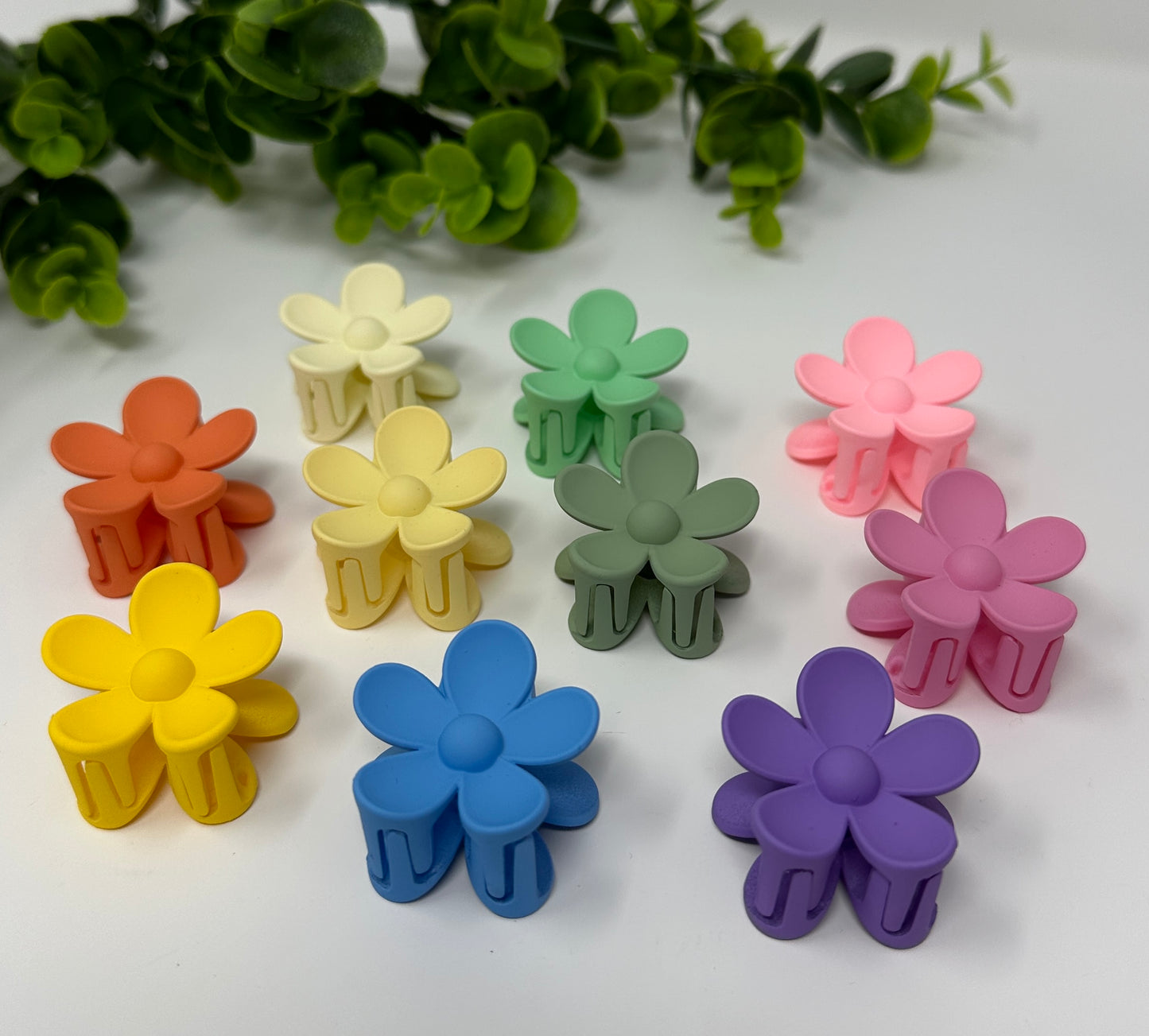 Mini Flower Claw Clip