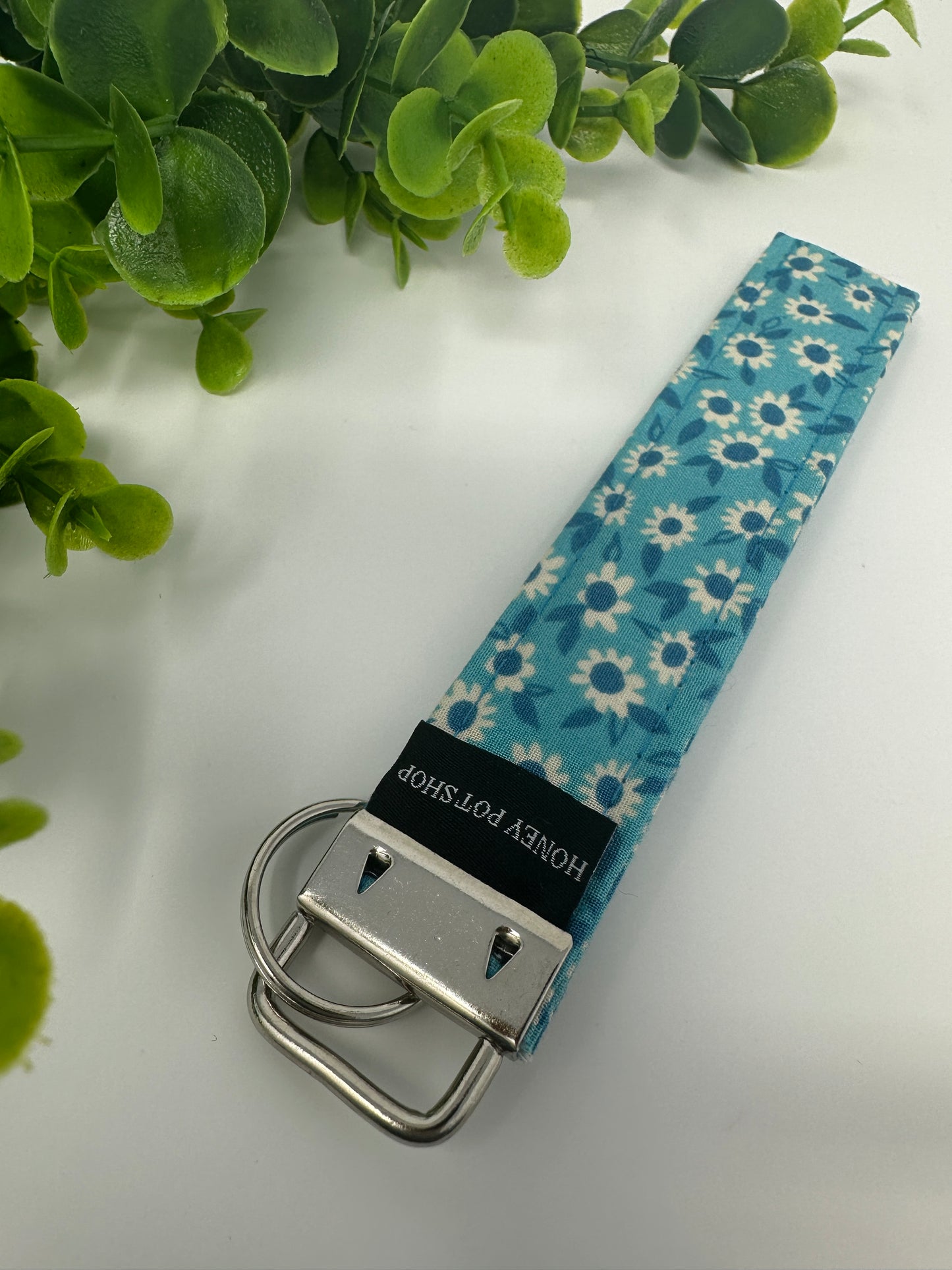 Blue Daisy Keychain Lanyard