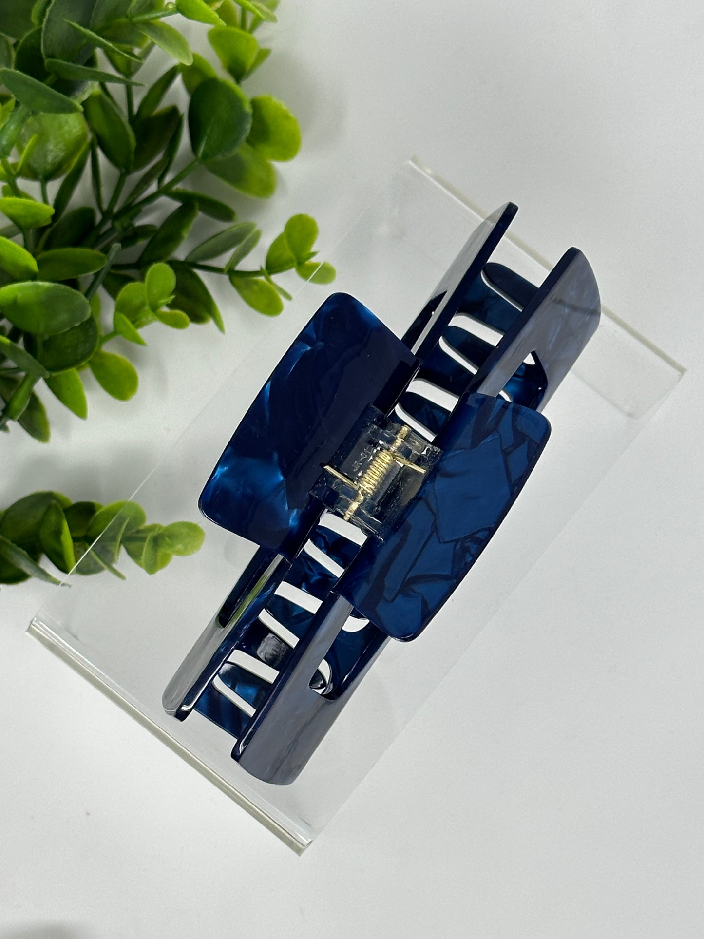 Sapphire XL Claw Clip